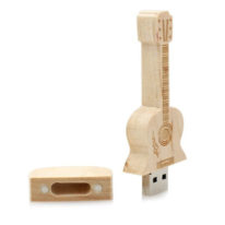 Guitarra de Madera Pendrive Personalizada con logotipo